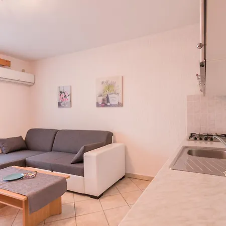 ベッド・アンド・ブレックファスト Dujmovic