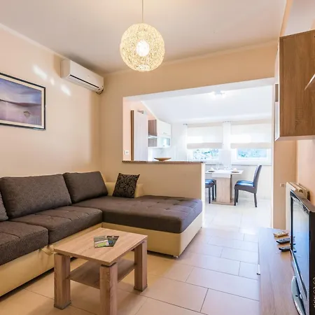 Dujmovic Bed and breakfast 3*