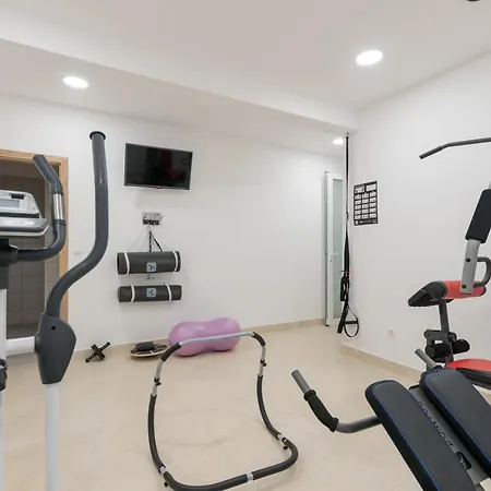 ベッド・アンド・ブレックファスト Dujmovic 3*