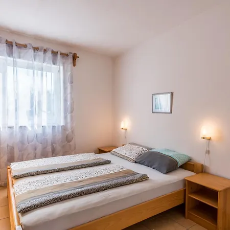 Dujmović 3*