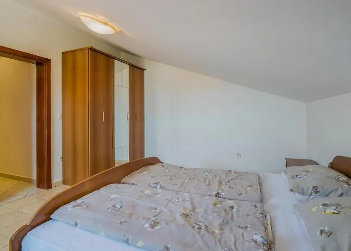 فندق مبيت وإفطار Dujmovic مالينسكا