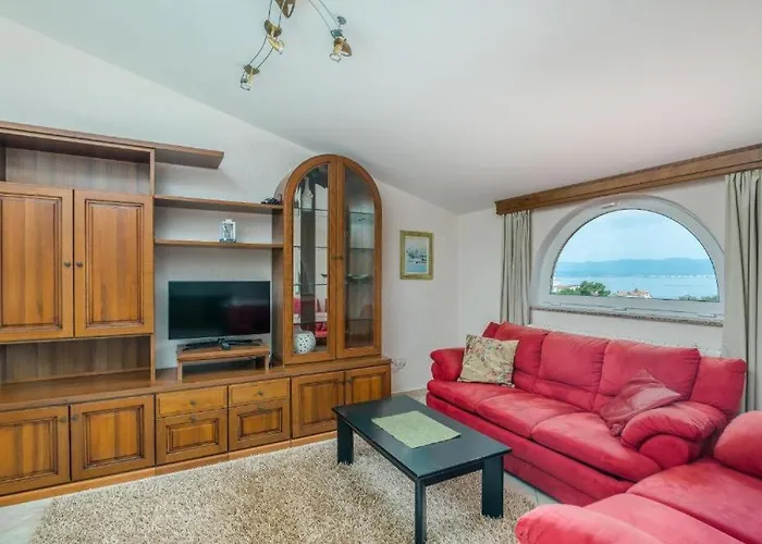 Dujmovic مالينسكا