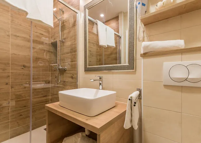 Dujmovic فندق مبيت وإفطار