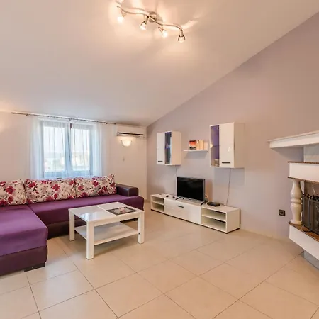 Bed and breakfast Dujmovic Malinska