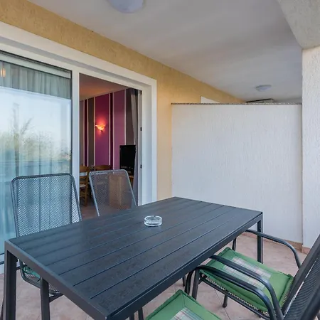 Bed and breakfast Dujmovic 3*