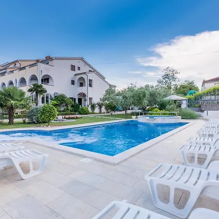 Bed & Breakfast Dujmovic 3*