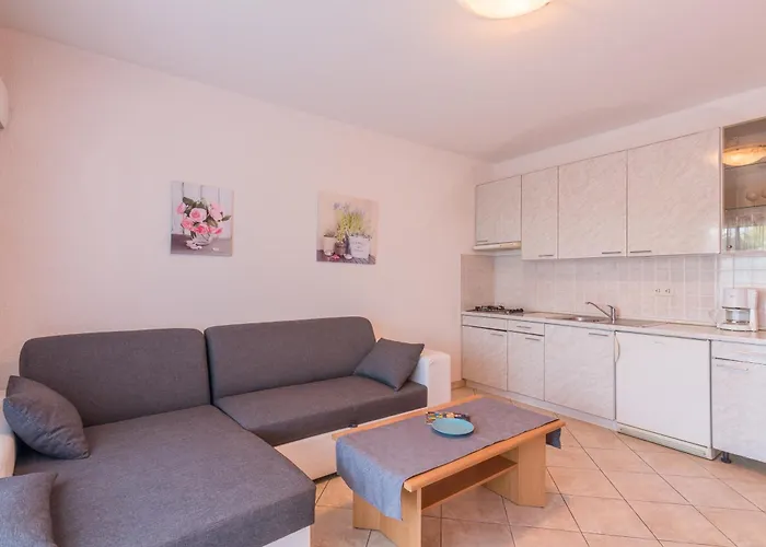 ベッド・アンド・ブレックファスト Dujmovic マリンスカ